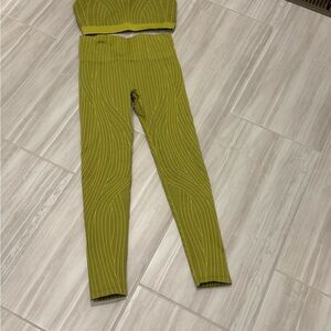 Women’s Olive Green High-Waist Leggings